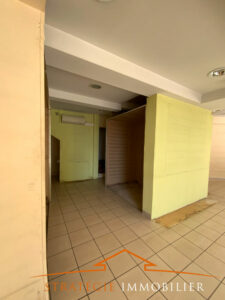 933087 52235337f