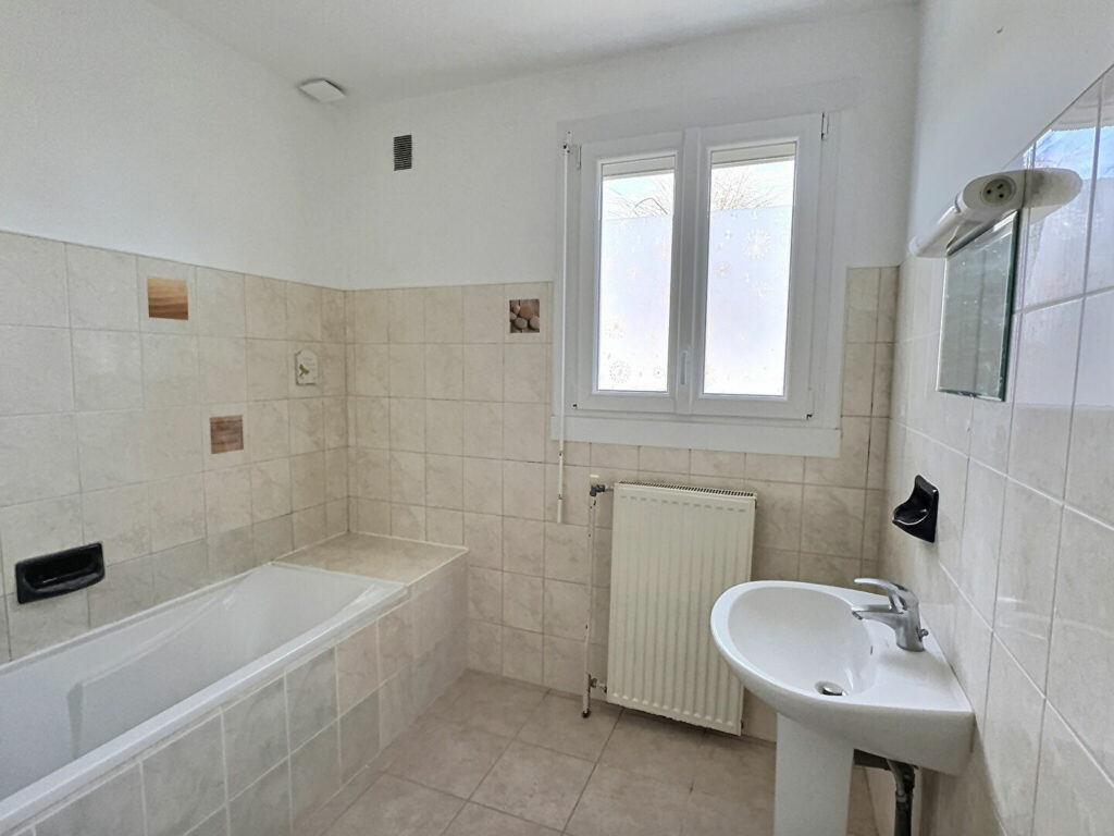 990535 57888434k