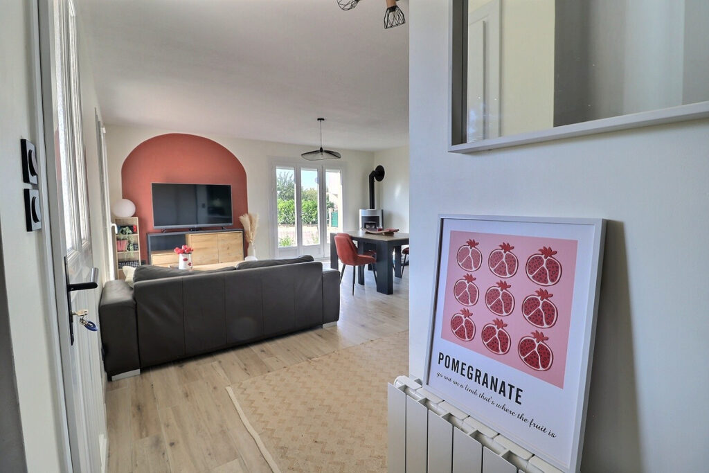 1090021 58925694b