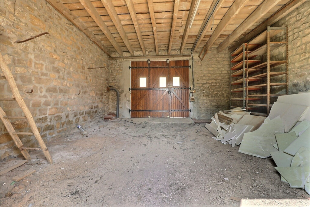 1090109 58802419f