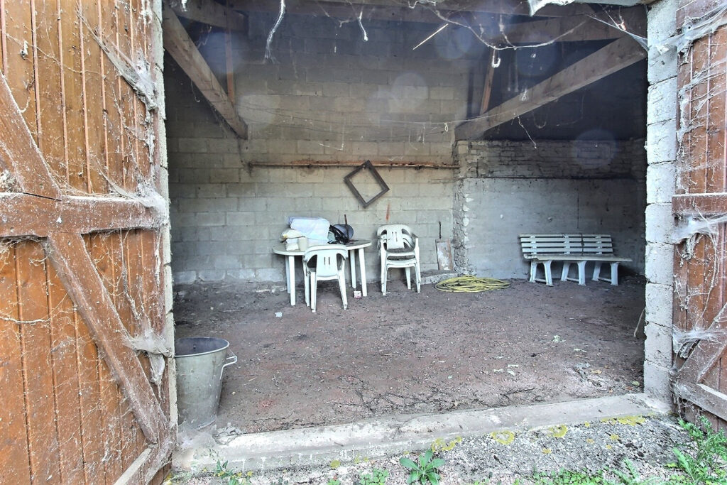 1167899 58866771i