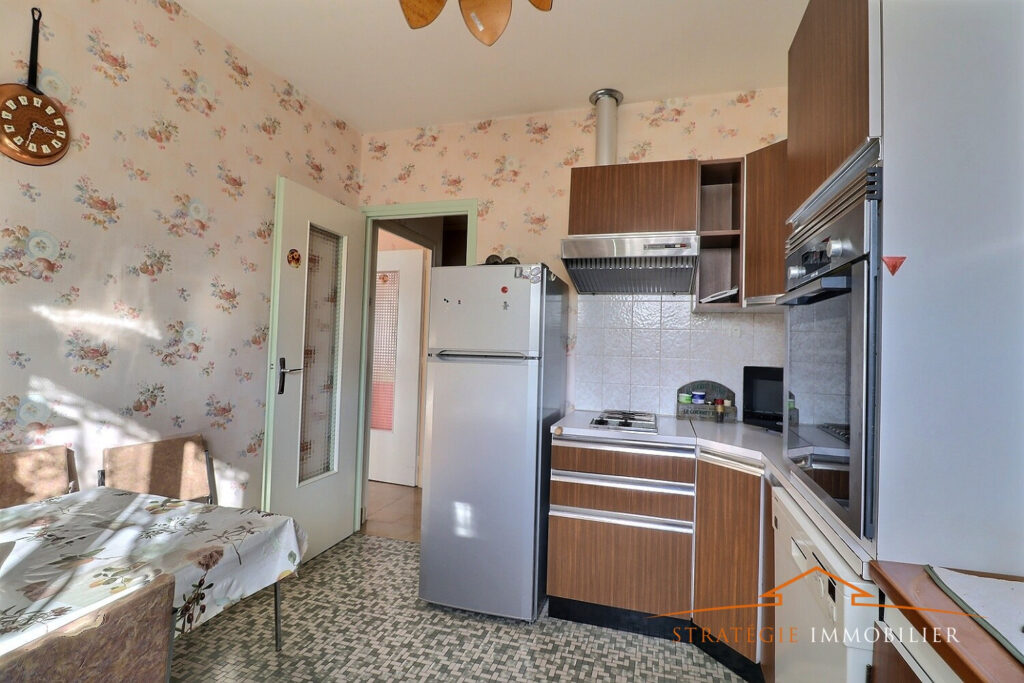 1583964 60300789n