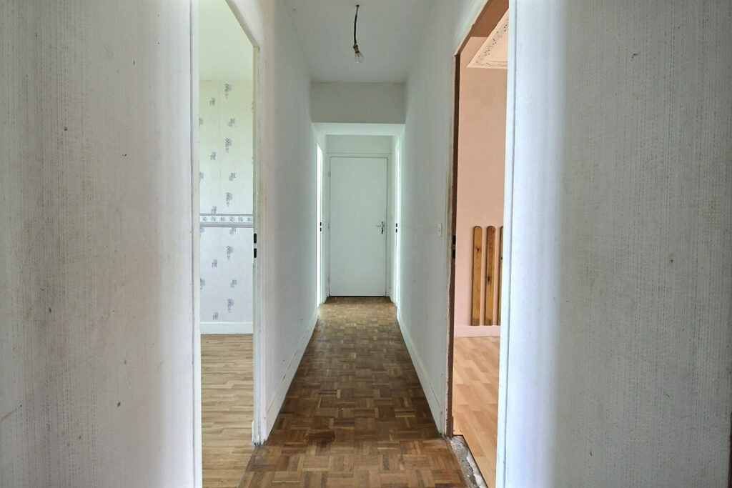 1657761 59504308o