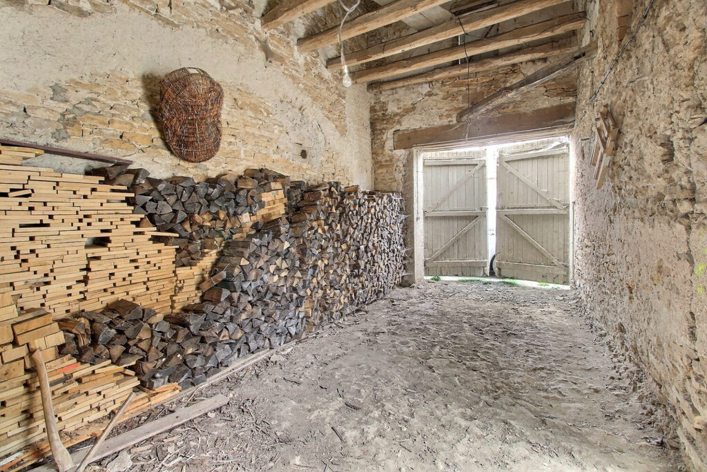 1719497 61586207p